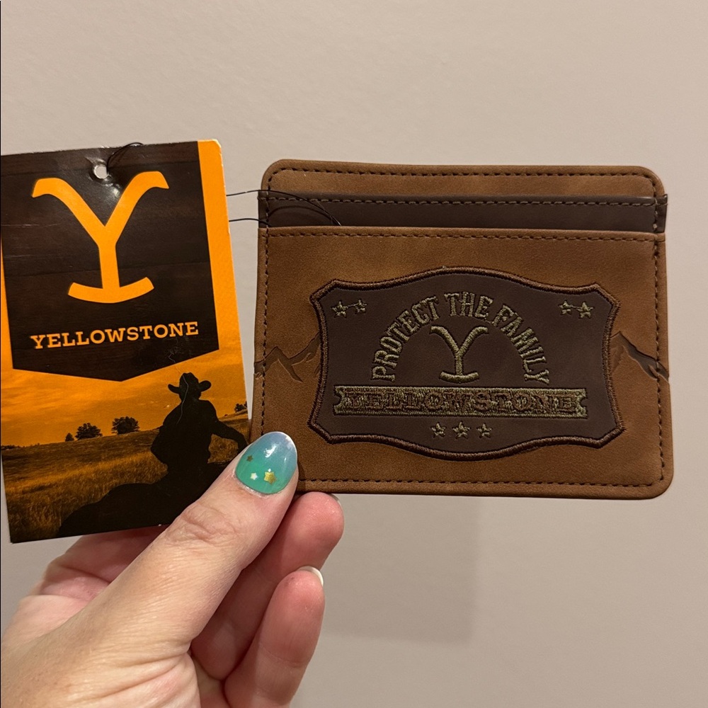 Yellowstone Brown Card Holder
